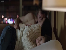 Audrey Bastien, Solene Rigot in Puppy Love (2013) 3