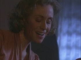 Shary Guthrie in Bliss S3e01 (2004) 8