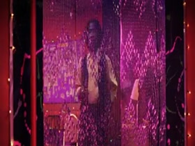 Elizabeth Berkley Poledance , Explicit in Showgirls (1995) 9