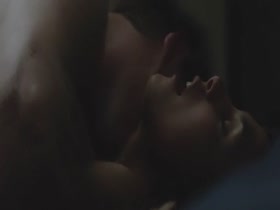 Morena Baccarin in Homeland S2e09 10