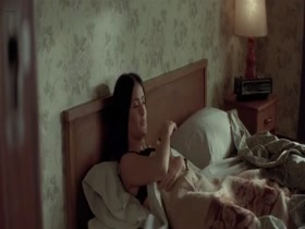 Salma Hayek ,Mindy Chris in Chain of Fools 16