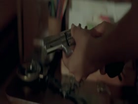 Salma Hayek ,Mindy Chris in Chain of Fools 20