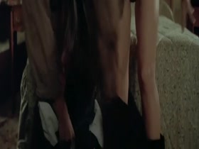 Salma Hayek ,Mindy Chris in Chain of Fools 5