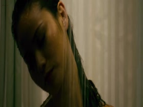Jamie Chung Nicole Moore Deja Kreutzberg Briana Evigan 9