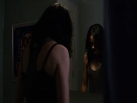 Krysten Ritter in Marvel's Jessica Jones s1e01 (2015) 11