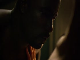 Krysten Ritter in Marvel's Jessica Jones s1e01 (2015) 5