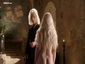 Emilia Clarke Esme Bianco Sahara Knite in Game of Thrones 2