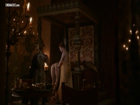 Natalie Dormer ,Amy Dawson ,Sahara Knite in Games of thrones 17