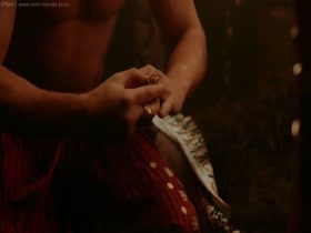 Rosario Dawson nude, sex scene in Alexander 5