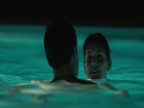 Melanie Lynskey Pool , Kissing in Hello I Must Be Going (2012) 12