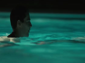 Melanie Lynskey Pool , Kissing in Hello I Must Be Going (2012) 16