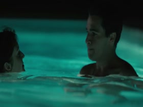 Melanie Lynskey Pool , Kissing in Hello I Must Be Going (2012) 6