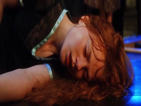 Sandra Bullock , Nicole Kdman scene in Practical Magic 20