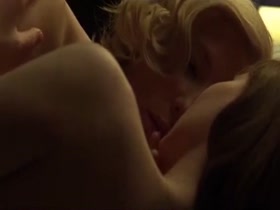 Rooney Mara & Cate Blanchett in Carol 17
