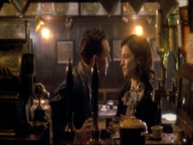 Rachel Weisz Couple , Hot scene in The Deep Blue Sea 4