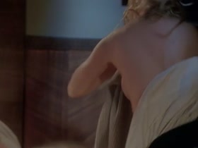 Chleo Sevigny Alexandra Daddario Gaga in Ahs Hotel S5e10 19