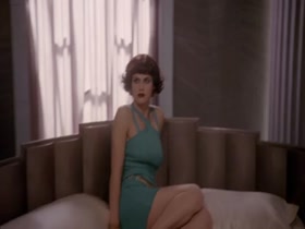 Chleo Sevigny Alexandra Daddario Gaga in Ahs Hotel S5e10 8