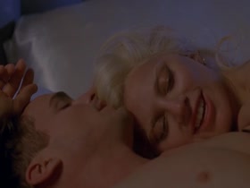 Stefani Germanotta in Ahs Hotel S05e09 5