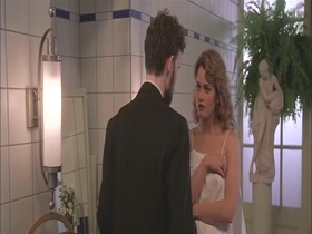 Robin Tunney, Julie Delpy, Emily Bruni in Investigating Sex (2001) 5