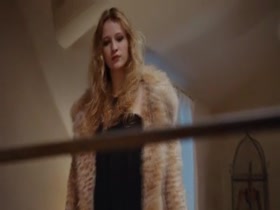 Christa Theret in Le bruit des glacon (2010) 9