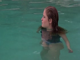 Phoebe Cates in Fast Times at Ridgemont High (1982) 12