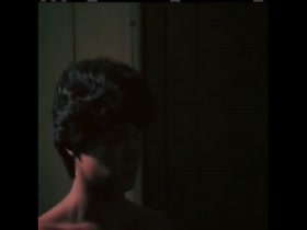 Tits , Stand Doggy In A Femea do Mar (1981) 16