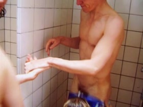 Hardcore scenes in Idioterne (1998) 1