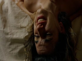 Penelope Cruz in Don't Move (2004) 6