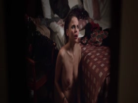Elena Anaya, Allison McKenzie in Swung (2015) 17