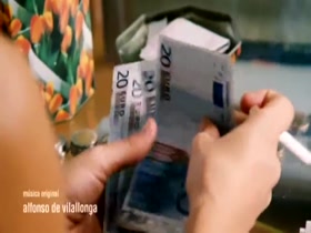 Candela Pena in Princesas (2005) 6
