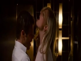 Kirsten Dunst public toilet sex 4