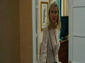 Kirsten Dunst public toilet sex 9