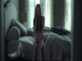 Amanda Seyfried In Fathers And Daughters 12