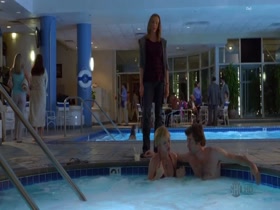 Brie Larson, Toni Collette in United States of Tara s01e09 (2010) 3