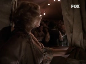 Carla Gallo, Amanda Aday in Carnivale (2003) 3