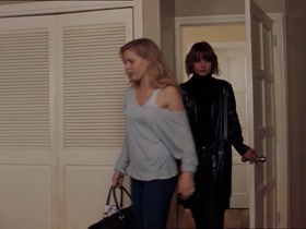 Amy Adams, Lauren German in Standing Still (2005) 3