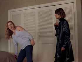 Amy Adams, Lauren German in Standing Still (2005) 4