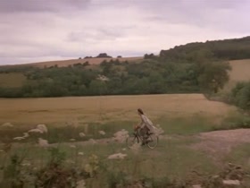 Amanda Donohoe, Sammi Davis in The Rainbow (1989) 1