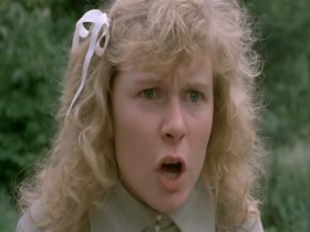 Amanda Donohoe, Sammi Davis in The Rainbow (1989) 20
