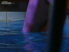Die Wache Trennugen nude scenes (2001) 19