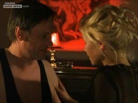 Die Wache Trennugen nude scenes (2001) 2