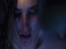 Jennifer Connelly in Requiem for a Dream (2000) 16