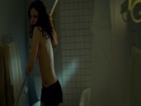 Riki Lindhome Flasing , boobs in Last House on the Left (2009) 12