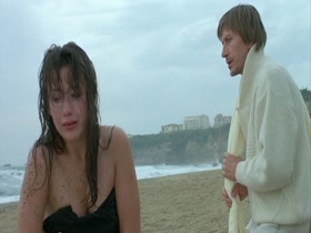 Sophie Marceau in Mes nuits sont plus belles que vos jours (1989) 5