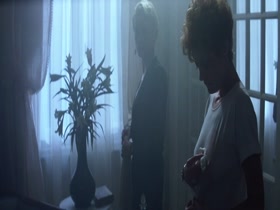 Susan Sarandon, Catherine Deneuve in The Hunger (1983) 5