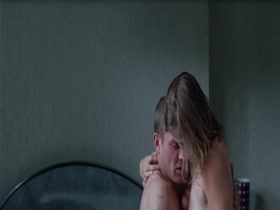 Severine Caneele in L'Humanite (1999) 16