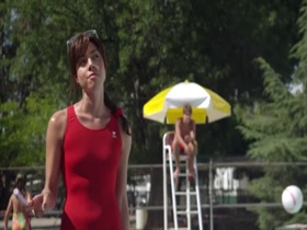 Aubrey Plaza, Rachel Bilson in The To Do List (2014) 4