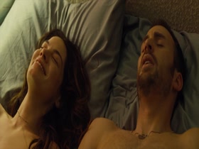 Aubrey Plaza, Michelle Monaghan in Playing It Cool (2014) 18