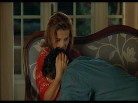 Victoria Abril in French Twist (1996) 3