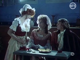 Penelope Cruz in Serie rose.Elle et lui (1991) 2